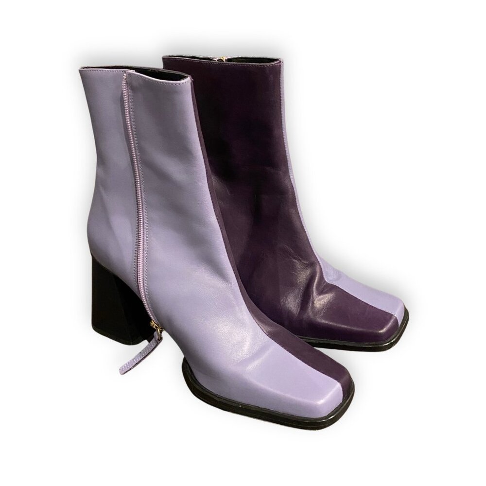 NWOT Alohas South Bicolor Lilac US 8.5 / EU 39